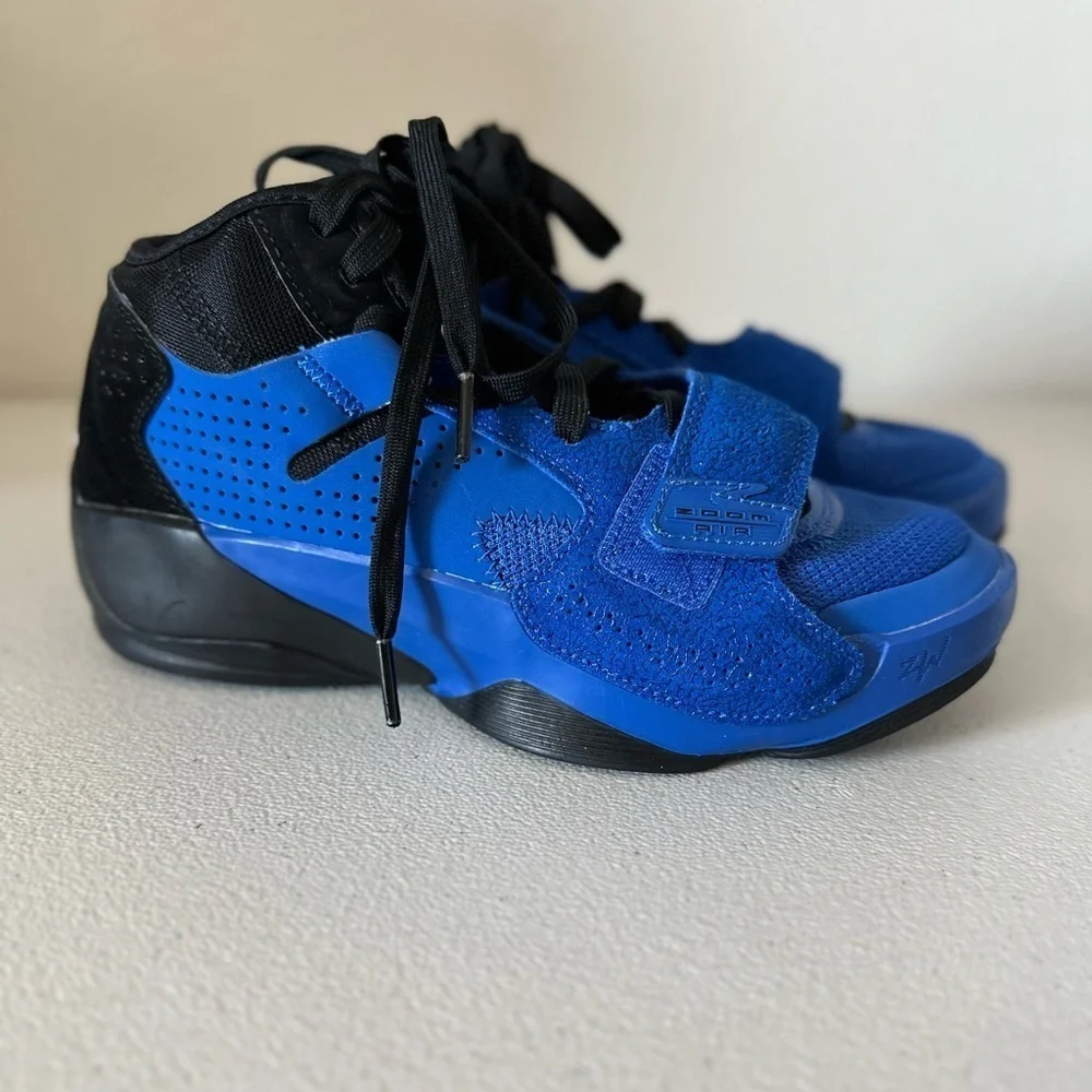 Nike Kid's Jordan Zion 2 (GS) Basketball Shoe, Hyper Royal/Blue